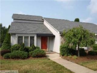 4417 Cove Cay Ln, Greensboro, NC 27410-7915