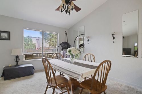 529 Cheri Ct, Ripon CA  95366-2805 exterior