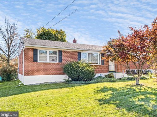 1713 Delpenn Rd, Wilmington, DE 19810-1613