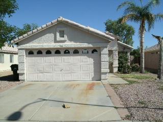 16737 157th Ave, Sun City, AZ 85374-4325