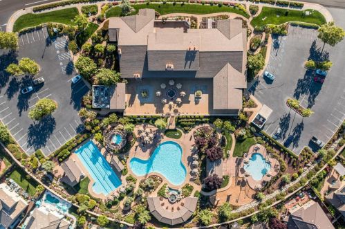 205 Tillman Ct, Folsom CA  95762-9571 exterior