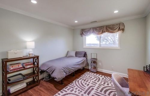 7060 Dennison St, San Diego CA 92122-2431 exterior