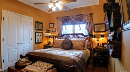 145 Glendora Ave, Long Beach CA 90803-3514 exterior