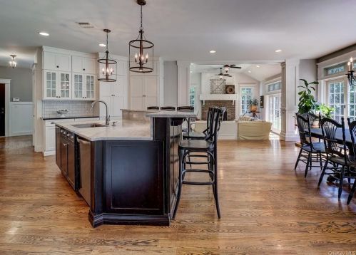 27 Stonehenge Rd, Warwick NY  10990-2354 exterior