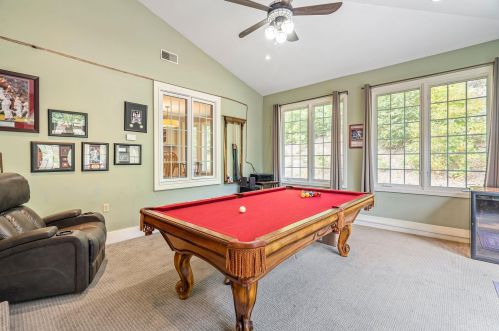 3 Century Dr, Raymond NH  03077-1544 exterior