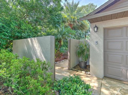 668 Channing Dr, Palm Harbor, FL 34684-3911