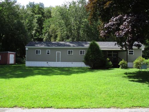 8 Morin St, Fabyan, CT 06255-1601