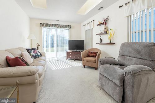 716 Cascade Dr, Mount Laurel NJ  08054-4956 exterior