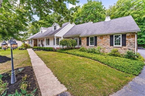 3500 Mount Hickory Blvd, Hermitage, PA 16148-3127