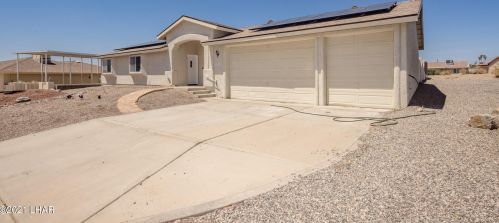 3235 Arapaho Dr, Lake Havasu City, AZ 86406-8747