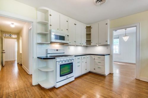 2220 Locust St, Denton TX  76209-1806 exterior