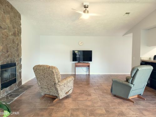 1524 Santa Anita Dr, Lynn Haven FL  32444-3367 exterior