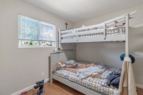 416 Poplar Ave, Redwood City CA  94061-3019 exterior