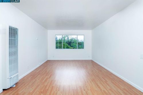 366 45 St, Oakland CA 94609-2259 exterior