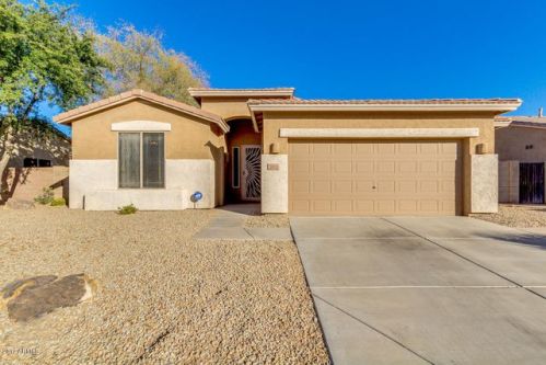 2870 Carla Vista Dr, Chandler, AZ 85225-4213
