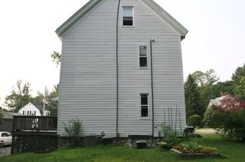 27 George St, Whitman MA 02382-2546 exterior