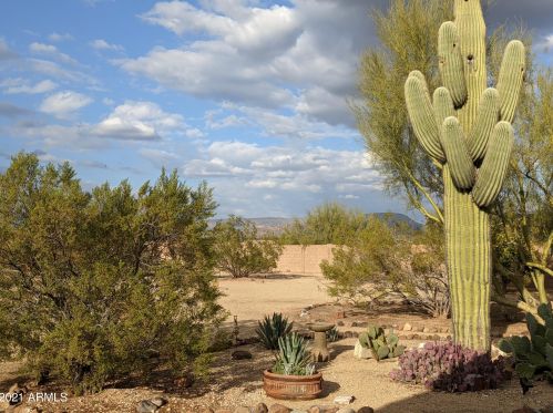 38301 15th Ave, Phoenix AZ 85041-4712 exterior