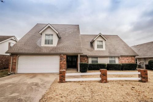 3539 Darlington Ave, Tulsa, OK 74135-5241