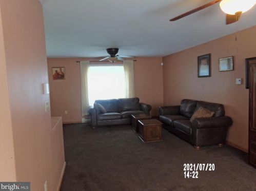 1942 Kirtley Ct, Blakeslee, PA 18610-7911