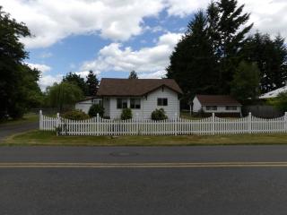10328 Clark Rd, Yelm, WA 98597-9506