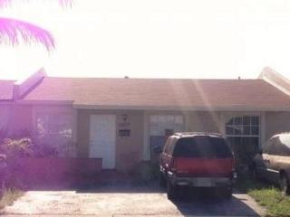 15017 113th Pl, Miami, FL 33176-7471