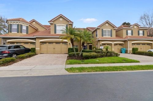 6873 Sorrento St, Orlando, FL 32819-5201