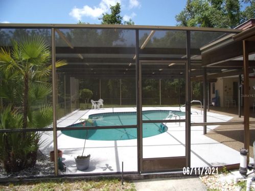 8228 Floral Dr, Brooksville, FL 34607-2120