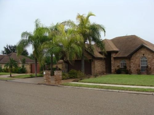 2109 Texas Ave, Lopezville, TX 78589-2596