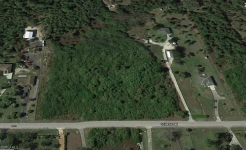 1231 11 St, Naples FL  34117-2228 exterior