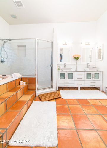 2620 Camino De Oeste, Tucson AZ 85746-9092 exterior