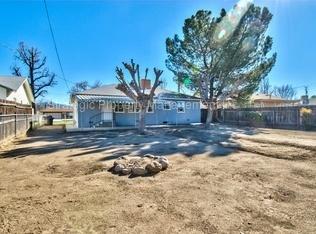421 Harvard St, Hemet CA  92543-6016 exterior