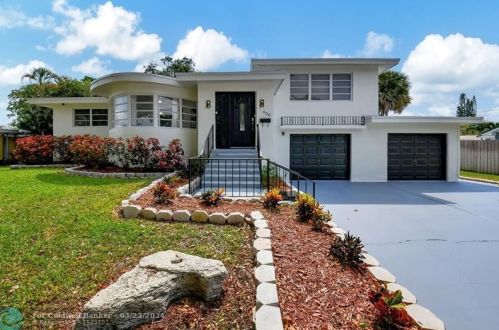 950 17th Ave, Boca Raton, FL 33486-2041