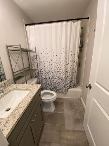 12 Western St, Providence RI  02906-1724 exterior