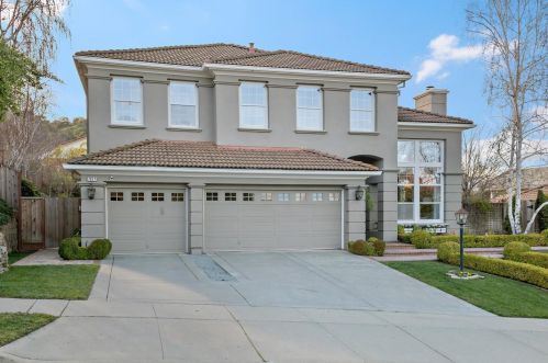 7077 Hollow Lake Way, San Jose, CA 95120-5816