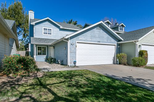 129 Valley View Dr, Santa Maria, CA 93455-5540