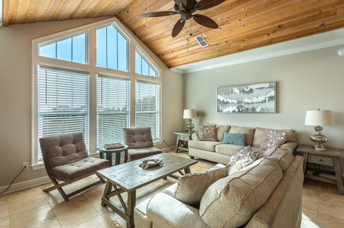 709 Gulf Beach Dr, Saint George Island FL  32328-2914 exterior