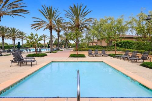 80 Hazelton, Irvine CA  92620-2189 exterior