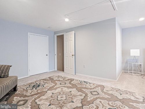 12169 Presidio Way, Woodbridge VA  22192-1052 exterior