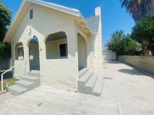 244 9th St, San Bernardino, CA 92401-1010