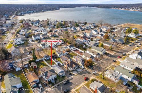 1250 Maplewood Rd, Belmar NJ  07719-2839 exterior