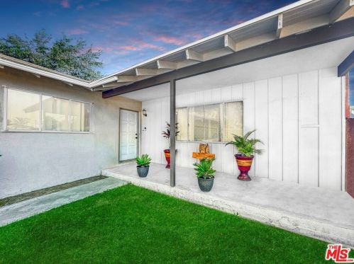 2944 Ronald St, Riverside CA  92506-4150 exterior