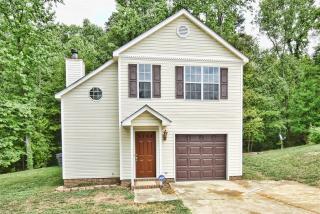 1201 Eagles Landing Dr, Charlotte, NC 28214-2410