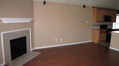 916 Brighton Way, Burleson TX  76028-7108 exterior