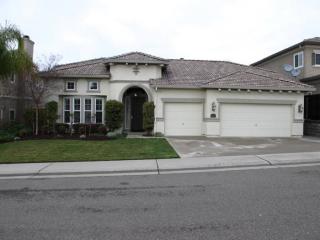 6205 Camellia Cir, Rocklin CA  95765-5871 exterior