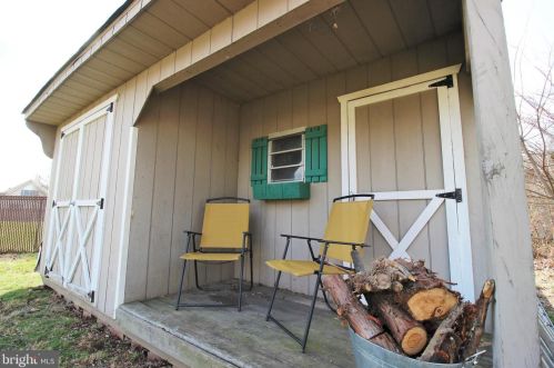 215 Ryans Run, Boothwyn PA  19060-2451 exterior