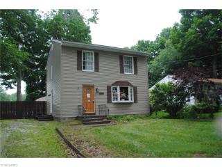 2831 Mcelwain Rd, Akron, OH 44312-3466