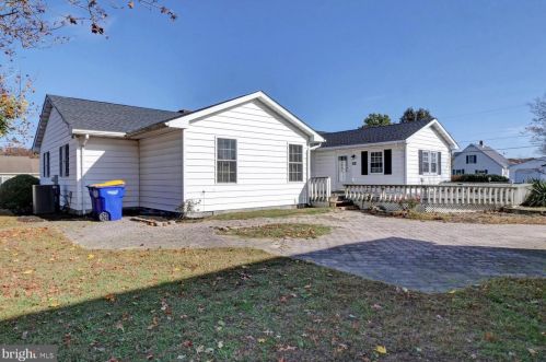 407 Smith Ave, Harrington DE  19952-1226 exterior