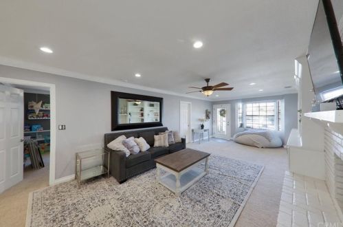 611 North Pl, Redlands CA  92373-5807 exterior