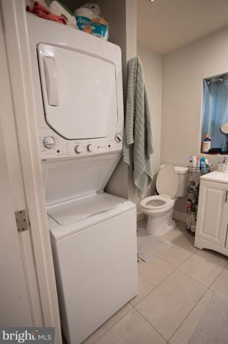 7046 Chew Ave, Philadelphia PA 19119-1846 exterior