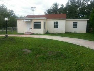 1590 74th Ct, Miami, FL 33144-5352